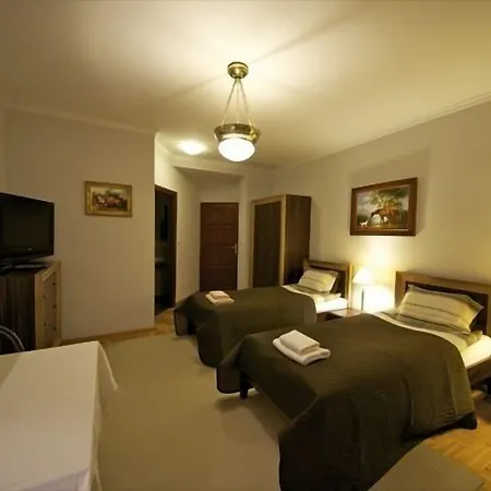 Wawabed Butikowy 3* Varşova