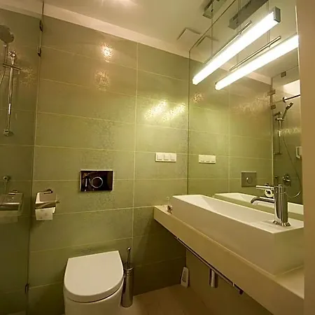 Wawabed Butikowy Apart Otel Varşova