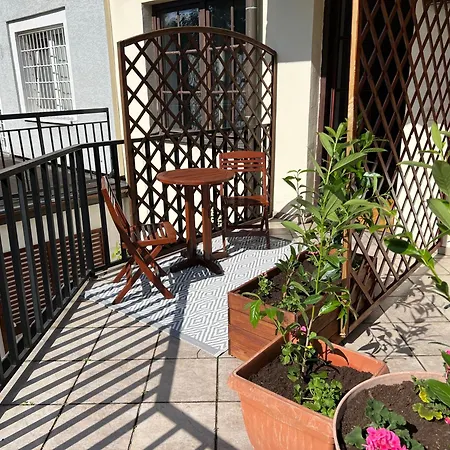 Hotel apartamentowy Wawabed