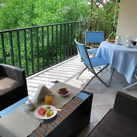 Hotel apartamentowy Wawabed 3*