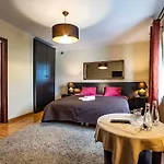 Wawabed Bed & Breakfast Hotel Butikowy 3* Warschau